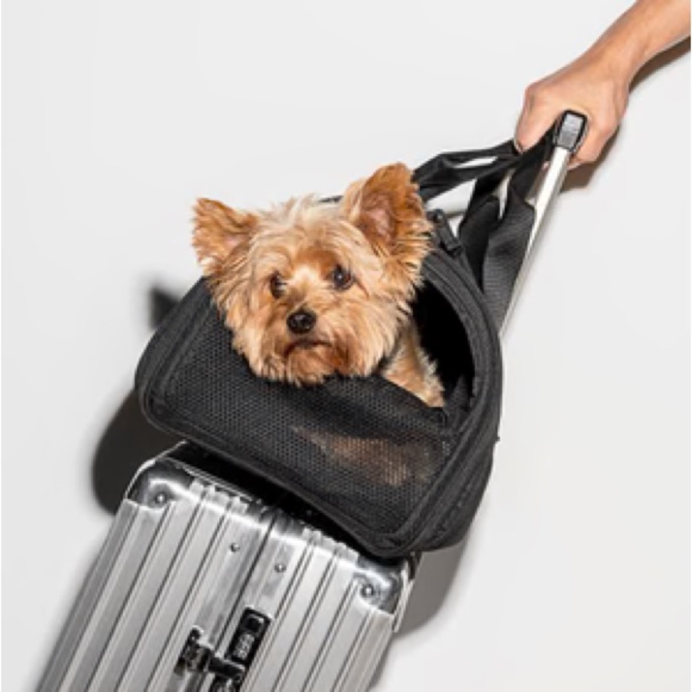 BRAND NEW DOG CARRIER BAG